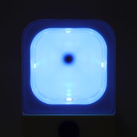 LED Fishing Light, Waterproof Portable UV LED Bait Light, Night Fishing Lure Bait Finder Light, Fishing Bait Filling Light Source Lamp for Outdoor Night Fishing Tackle Tools ()