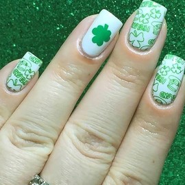 St. Patrick's Day Press on Nails Shamrock Fake Nails Square Shape Acrylic Nails Full Cover False Nails with Designs Cute Glue on Nails St Patricks Clover Stick on Nails Glossy Artificial Nails 24Pcs
