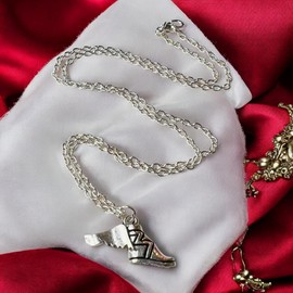 PRINCESS CUTENESS STORE Percy Jackson Camp Half Blood Winged Shoe Olympian Demigod Silver Tone Necklace, Medium, Brass, No Gemstone