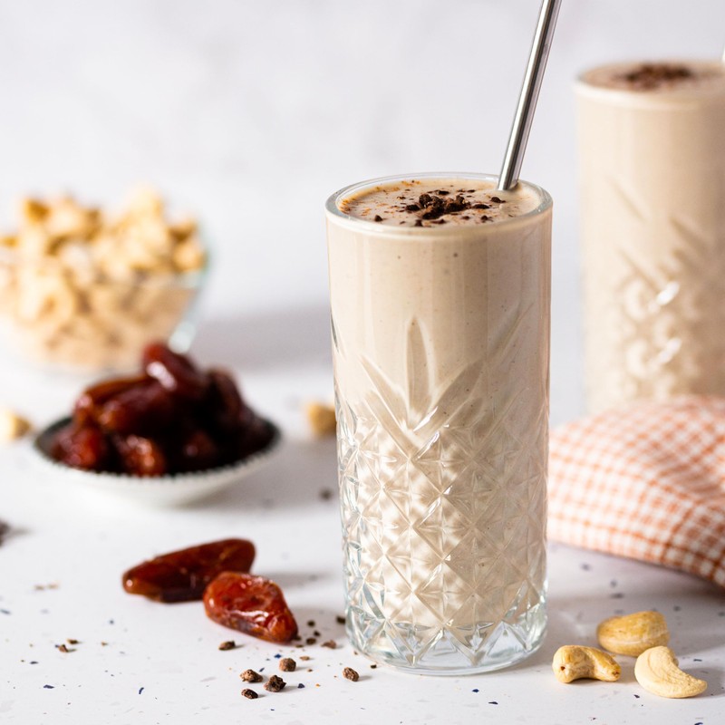 Yupik Organic Deglet Nour Pitted Dates, 2.2 lb (35.2 oz),