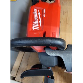 Milwaukee Wall mount for Milwaukee M18 FUEL Cordless 24" Hedge Trimmer Model# 2726-20