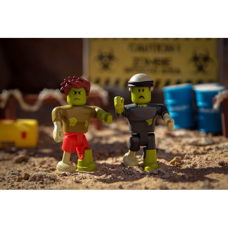 Roblox Action Collection - Zombie Attack Playset [Includes Exclusive Virtual