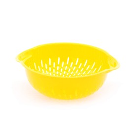 Mintra Home Mixing Bowl w/Colander (Large 4.5L, Yellow) - For Washing & Draining Fruits And Vegetables - Heavy Duty Plastic for Baking, Cooking Supplies - Dishwasher Safe