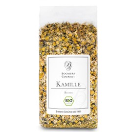 Organic chamomile flowers