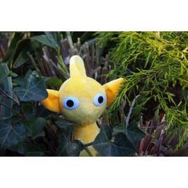 Pikmin PK03 Yellow Pikmin Plush Toy, Height: 6.7 inches (17 cm)
