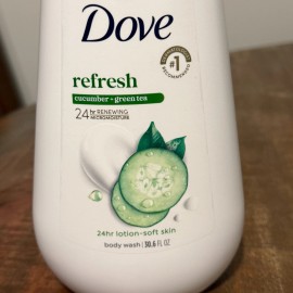 Dove Refresh Body Wash Cucumber and Green Tea Infusion 30.6 oz  Soft Skin