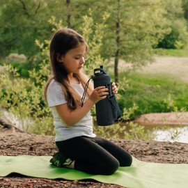 NATURE PIONEOR Water Bottle Carrier Holder Sleeve with Adjustable Strap25 32 40 oz, Insulated Water Bottle Holder Sling Bag