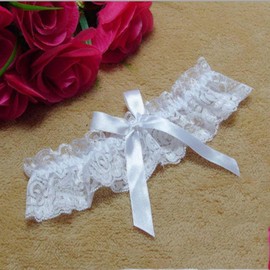 Wedding Garters for Brides,White Garter Lace Bridal Garter,Elastic Leg Ring Bride to Be Garter Wedding Garter for Women Girls Wedding Hen Party Accessories Hen Do Party Hen Night Bridal Bachelorette
