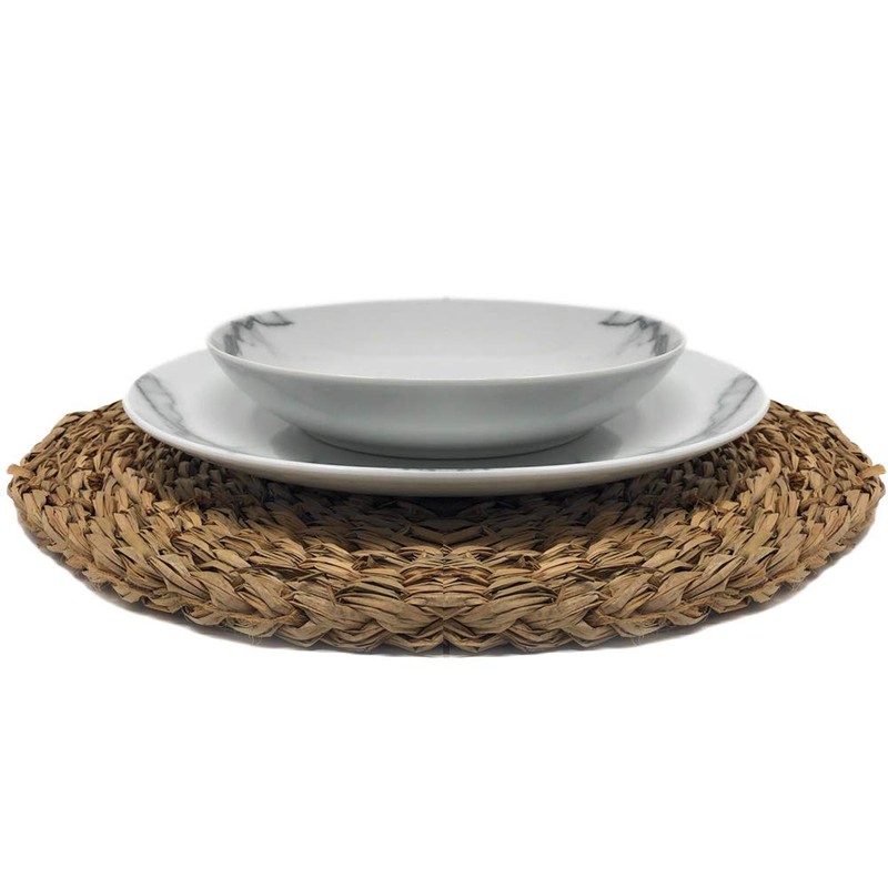 MGE Water Hyacinth Place Mats Round Set of 4 Diameter