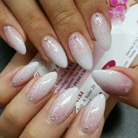 24Pcs Almond Press on Nails Short Nude Fake Nails with Sparkly Rhinestones Glitters Designs Pink White Gradient Glue on Nails Full Cover Acrylic False Nails for Women Manicure Decoration