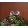 Double Suction Wreath Hook - for up to 25 lb,