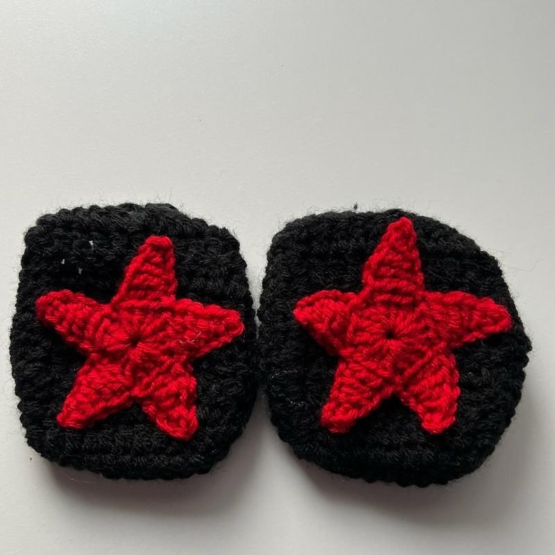 Crochet AirPod Max Covers - Color: Pink Heart