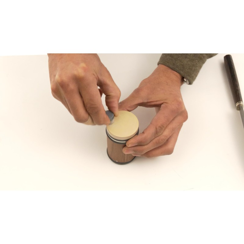 Sanding Disc Belgischer Brocken Natural Grain 8000 Diameter 54.5 mm