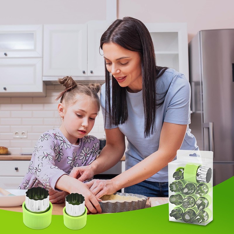 Sandwich Cutters for Children, 12 Pcs Stainless Steel Vegetable Fruit