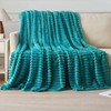 MIULEE Christmas Cuddly Blanket, Fluffy Blanket, Fleece Blanket, Flannel, Plain