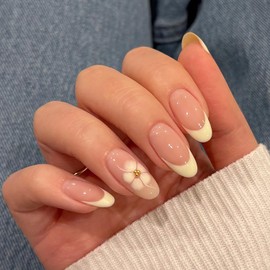 RIICFDD 24 Uas Postizas De Almendra Medianas Con Puntas Francesas Color Amarillo Mantequilla, Uas Postizas Nude Con Diseo Floral Y Cuentas Doradas, Uas Acrlicas Reutilizables Para Mujer.