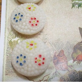 Set of 4 ~Vintage 3/4 creme  with painted DIMPLE DOTS  Glass Buttons~ NOS