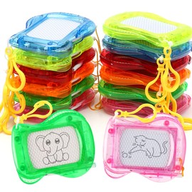 Ruioomeep Pack of 12 Mini Painting Board, Magic Board, Mini Painting Board Children with Key Ring, Erasable Doodling and Painting Board, Birthday Children's Party, Gift Bag Filling, Small Items for