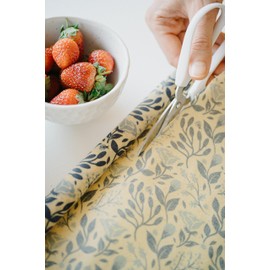 SuperBee Beeswax Wraps Roll Handmade Beeswax Wraps | Reusable Food Wraps | Organic, Eco | Flowers - 35x13"