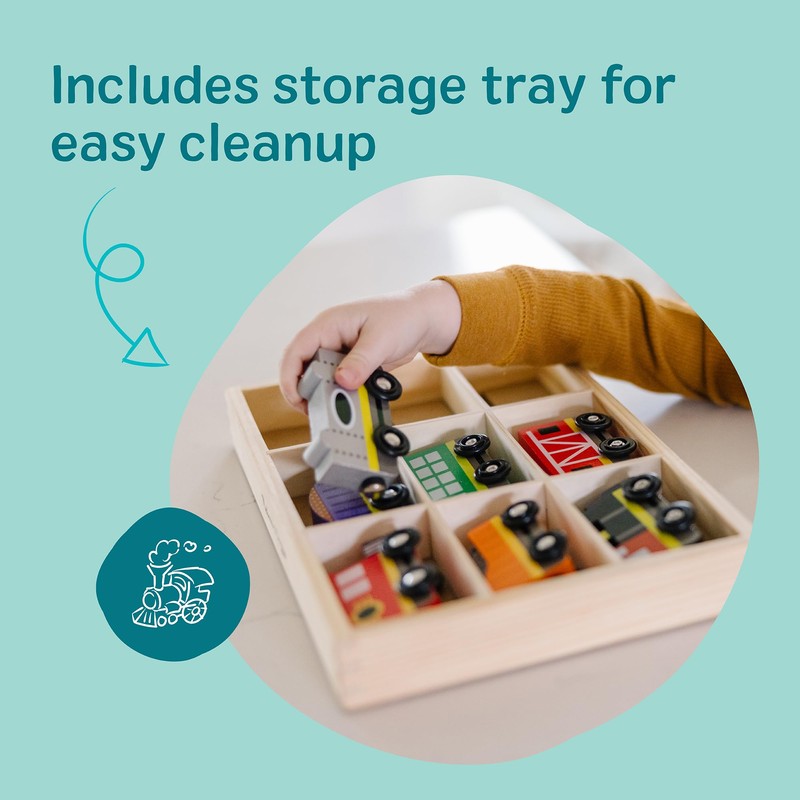 Melissa & Doug Wooden Train Cars, 8-Piece Magnetic Train Set