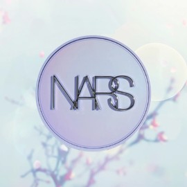 Nas Olive Young Nars [Holiday] Light Reflecting Serum Cushion Foundation Case / 올리브영 나스 [홀리데이] 라이트 리플렉팅 세럼 쿠션 파운데이션 케이스