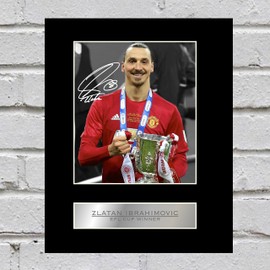 Zlatan Ibrahimovic Signed Mounted Photo Display EFL Cup Winner Manchester United