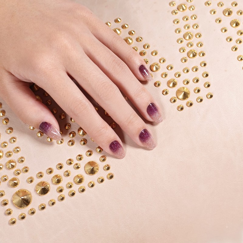 "Mulberry Fizz" Manicure Incoco