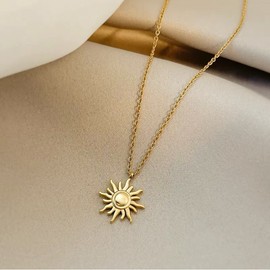 Unbranded Women Gold Tone Stainless Steel Sun Charm Pendant Necklace Gift PE44