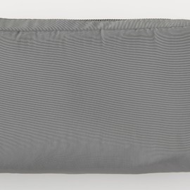 MUJI 44303795 Polyester Gadget Pouch, Approx. Width 7.9 x Height 3.5 x Depth 2.4 inches (20 x 9 x 6 cm), Gray