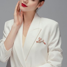 CZ Cartoon Rabbit Rhinstone Brooch Pin Gold Plated Cute Bunny Hare Animal Lapel Pins Crystal Easter Holiday Corsage for Hat Bag Suit Tie Backpack Accessories Decoration Jewelry for Women(Pink)