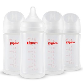 Pigeon - Biberón de Polipropileno Cuello Ancho, Anticólicos, Cuerpo Aerodinámico, Sensación Natural, Fácil de Limpiar, 8.1 Oz (Paquete de 4), Incluye 4 Tetinas M (3m+)
