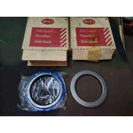 Stemco (Lot of 2) Stemco 372-7098 Grit Guard Hub and Axle ring set Wheel Seal