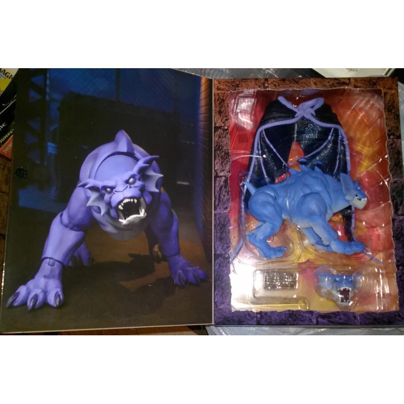 NECA Disney's Gargoyles Bronx Ultimate Action Figure New and Sealed