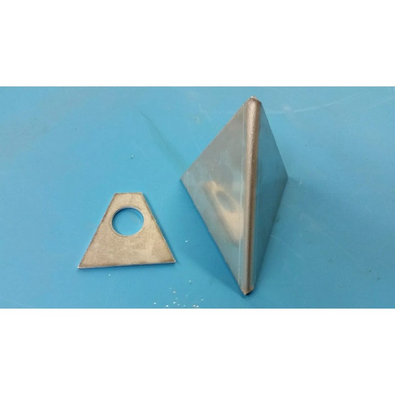 Thompson's Custom Work's 6" Pontoon lifting strakes cap kits