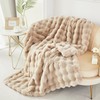RYNGHIPY Faux Rabbit Fur Bed Throws, Fluffy Warm Throw Blanket