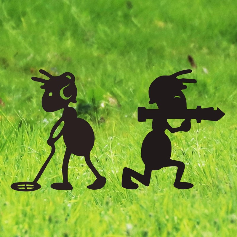Xedatric Battle Ant Metal Garden Decor–4-Piece Metal Yard Art Set