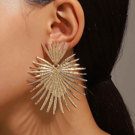 Cybche Vintage Exaggerated Heart Dangle Earrings Gold Starburst Stud Earrings Metal Sunbust Drop Earrings Large Fireworks Statement Earrings Boho Starburst Earrings Jewellery for Women, Zinc, No