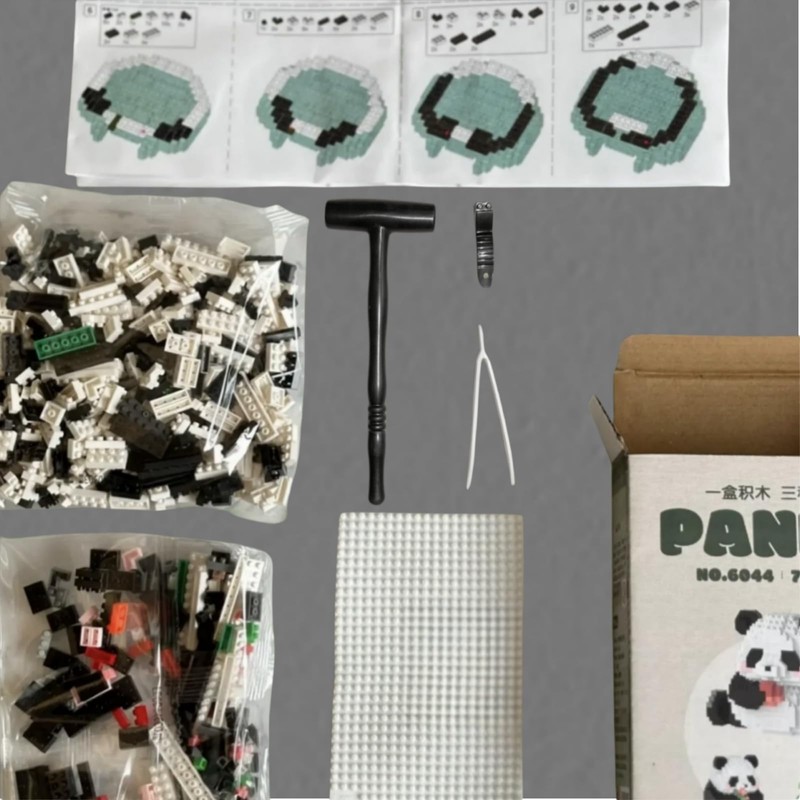 QMEAKMONY Mini Building Blocks Panda Sets Cute Micro Mini Panda
