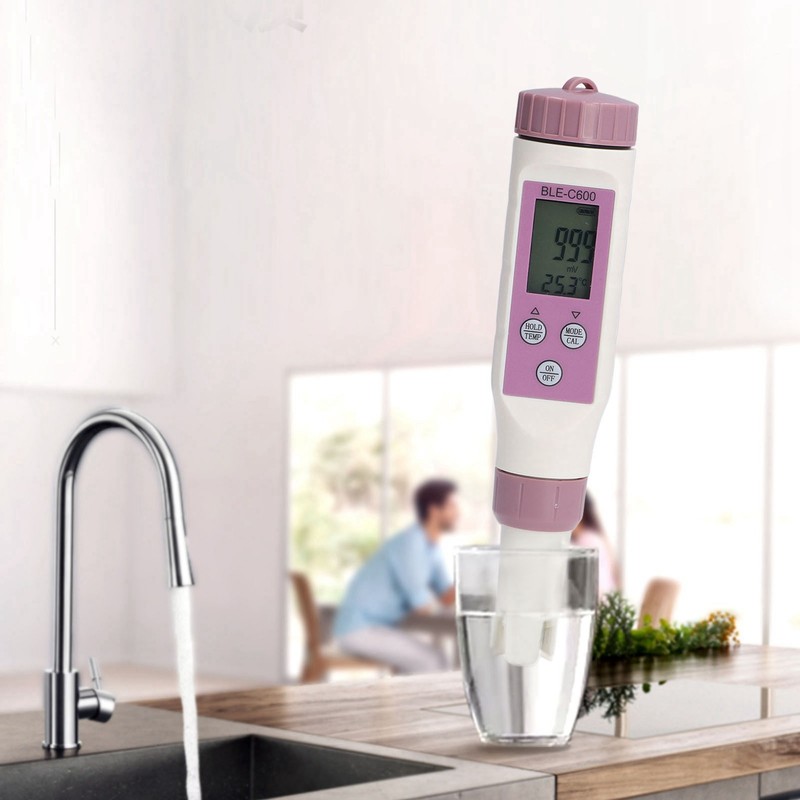 7 in 1 Bluetooth Water Quality Tester Automatically Save Data