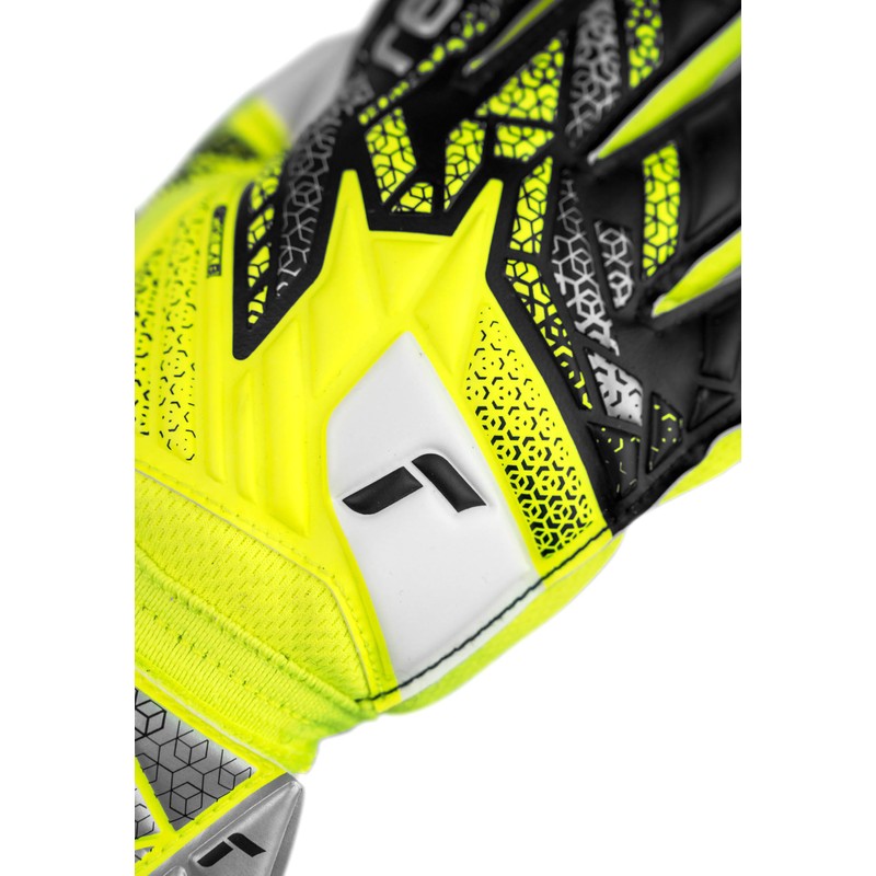 REUSCH Attrakt Grip Junior