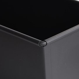 Tiger Crown Black Fruits) Shaped