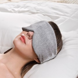 Soft blackout sleeping eye mask for a good night's sleep blindfold black