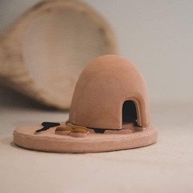 Incienso de Santa Fe - Horno Oven Natural Wood Incense Burner, Includes 20 Piñon Incense Bricks - Made in The USA