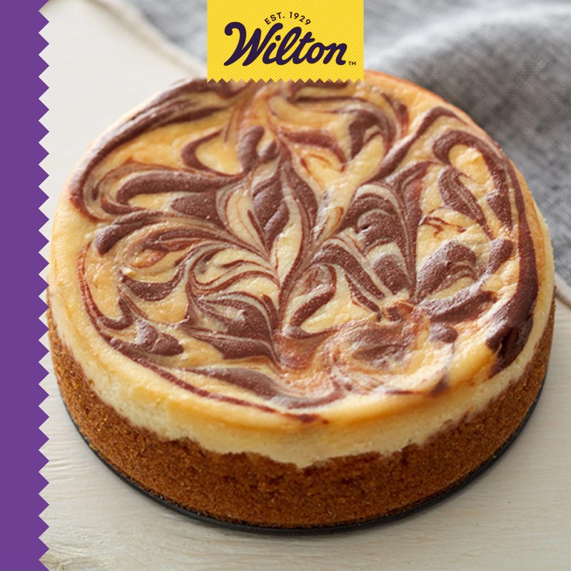 Wilton Platinum Premium Non-Stick Anti-Warp Bakeware, Made without PFAs, Springform