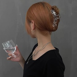 Metal Hair Clips Funny Fish Bone Design Hair Claw Clip for Girls Women Hair Accessories Claw Clips for Thick Hair Strong Hold Hair Jaw Clips 1pcs (Silvery, 10CM)