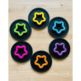 Windeltortenfee Pram Chain/Teething Ring for Babies BPA Free Ideal for Gripping, Feeling, Tasting and as a Teething Ring Can Also Be Used as a Rattle Chain, Play Arch Chain or for On the Go (Neon)