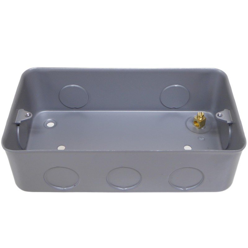 Metal Clad Double Pole Socket 2 Gang 13A Switched with