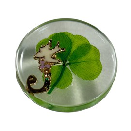KIN-HEBI Real Four Leaf Clover Good Luck Pocket Token, Preserved, 1.25”, Including Metal Ornament (Initial J)