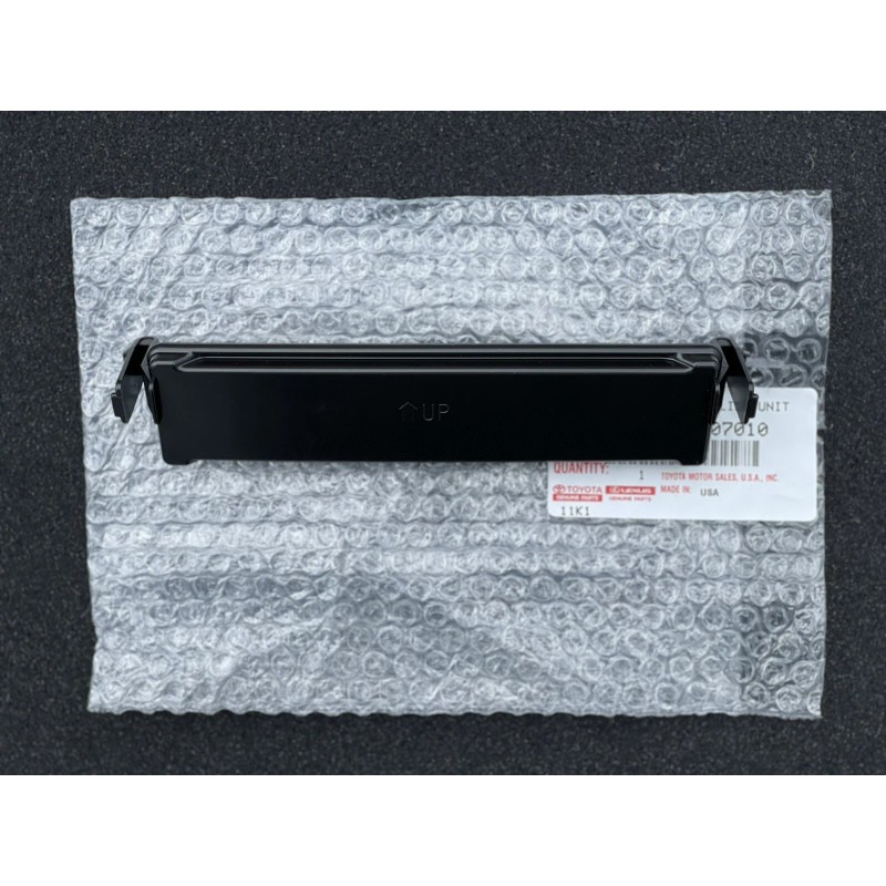 Toyota 05 - 18 TOYOTA AVALON CABIN AIR FILTER COVER
