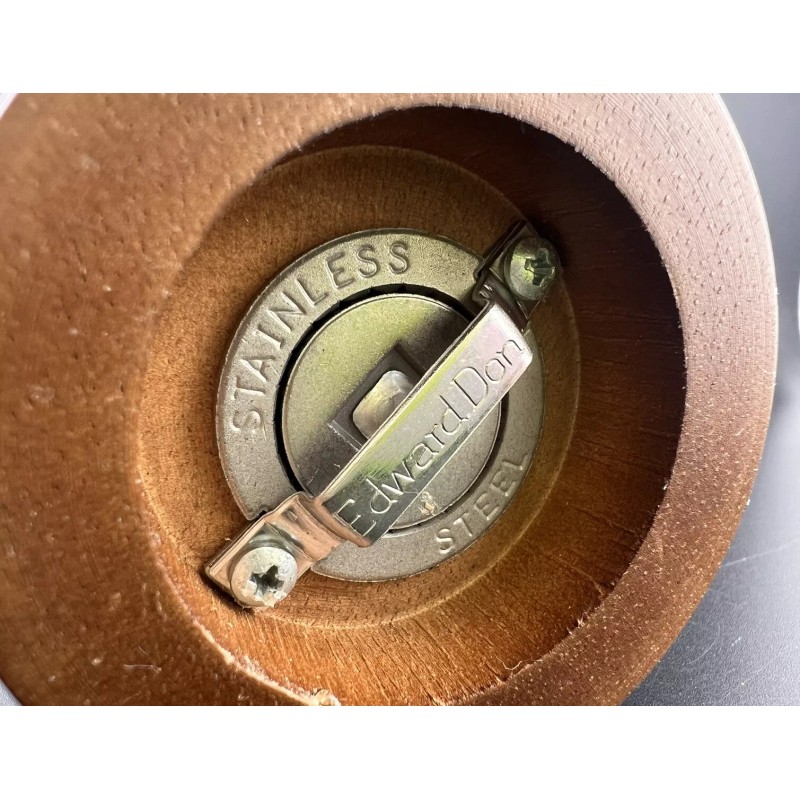 Chef Specialties 10 Inch - 26cm Imperial Walnut Pepper Mill